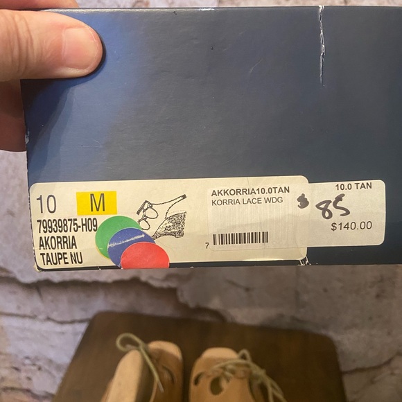 Anne Klein Taupe Leather Iflex Wedges NEW - Picture 4 of 4